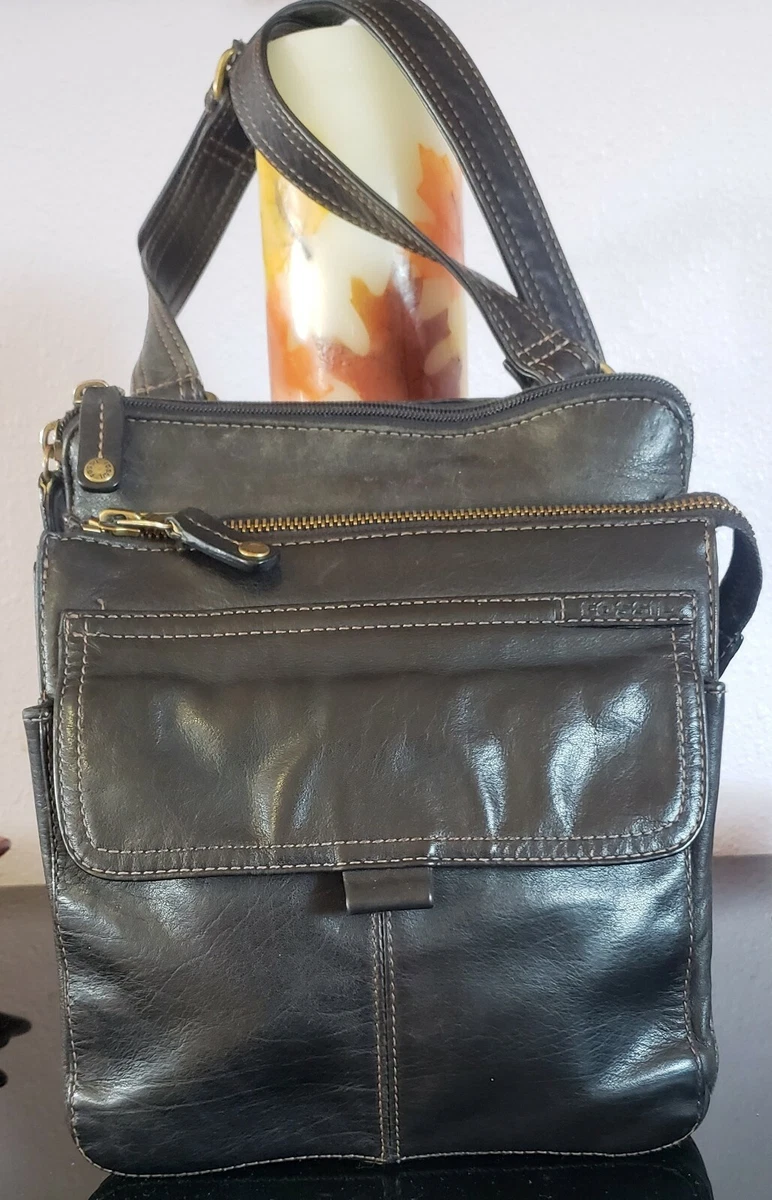 Women's Small Vintage Black Leather FOSSIL Designer Crossbody Bag Purse