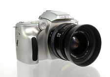 Minolta Dynax 40 SLR Kamera mit Minolta AF Zoom 35-70mm 1:4 - 36705