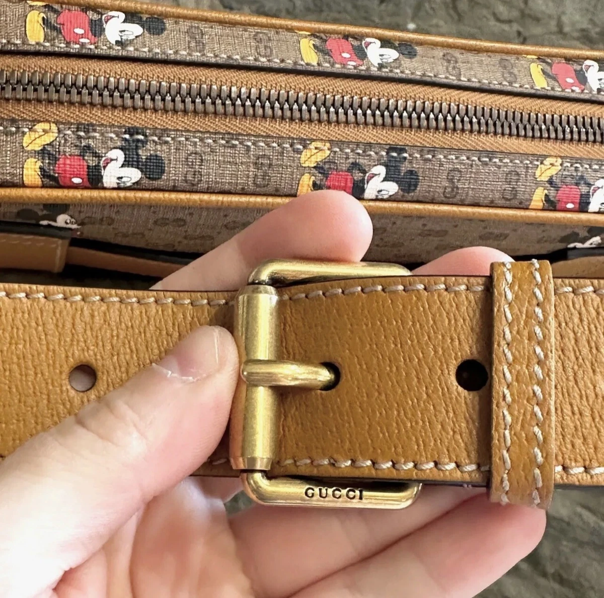 GUCCI X DISNEY Mini Vintage GG Supreme Monogram Mickey Mouse Small Belt Bag  90 36 Beige Vintage Sun Oil 772294