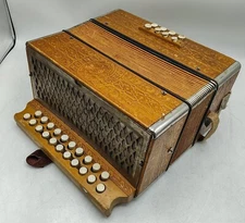 Vintage - Hohner Pressed Wood C/F Diatonic 29 Key Accordion - Works, AS-IS!