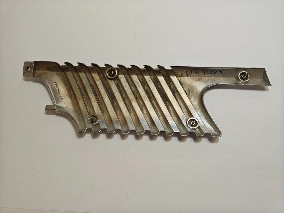 Plymouth Belvedere 1961 pasajero derecho esquina borde cromado 196462 nuevo de Lote Antiguo Foto 4 de 4