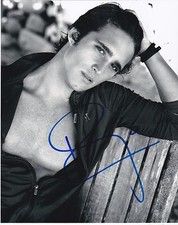 DIEGO BONETA SIGNED 8X10 PHOTO AUTHENTIC AUTOGRAPH SCREAM QUEENS 90210 COA C
