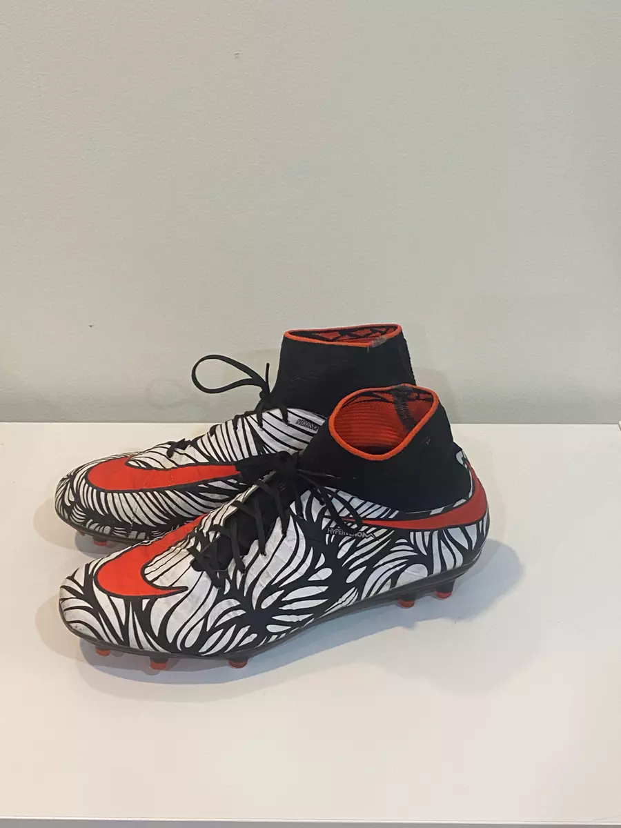 Nike hypervenom top size 9.5