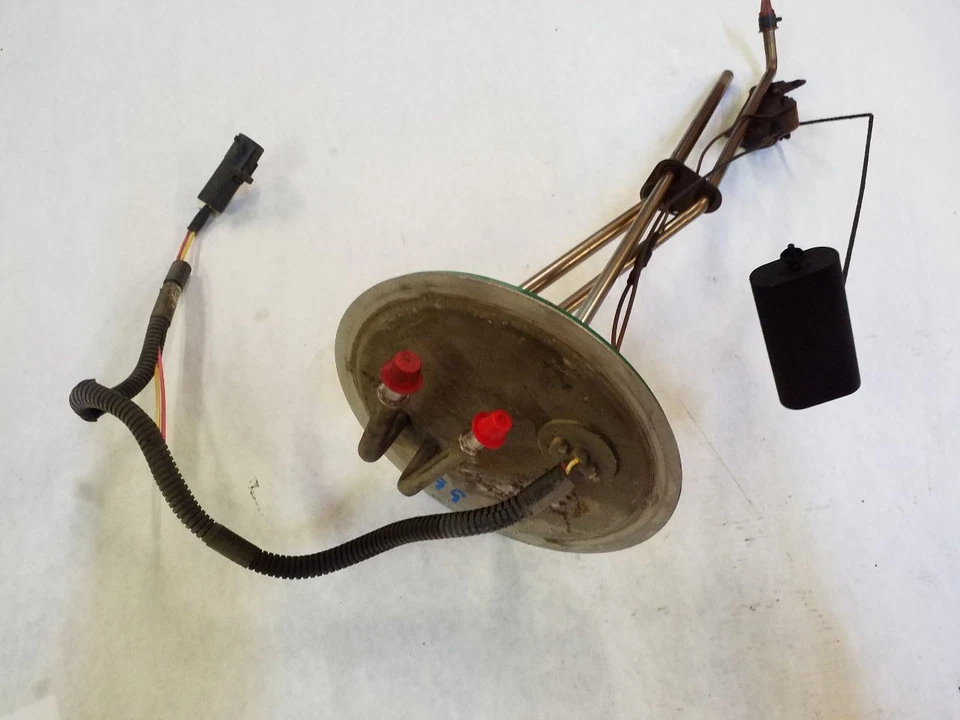 Unidad de envío de tanque de combustible de 6,0 L 44 galones | Se adapta a Ford Excursion 2003-2005 Foto 3 de 4