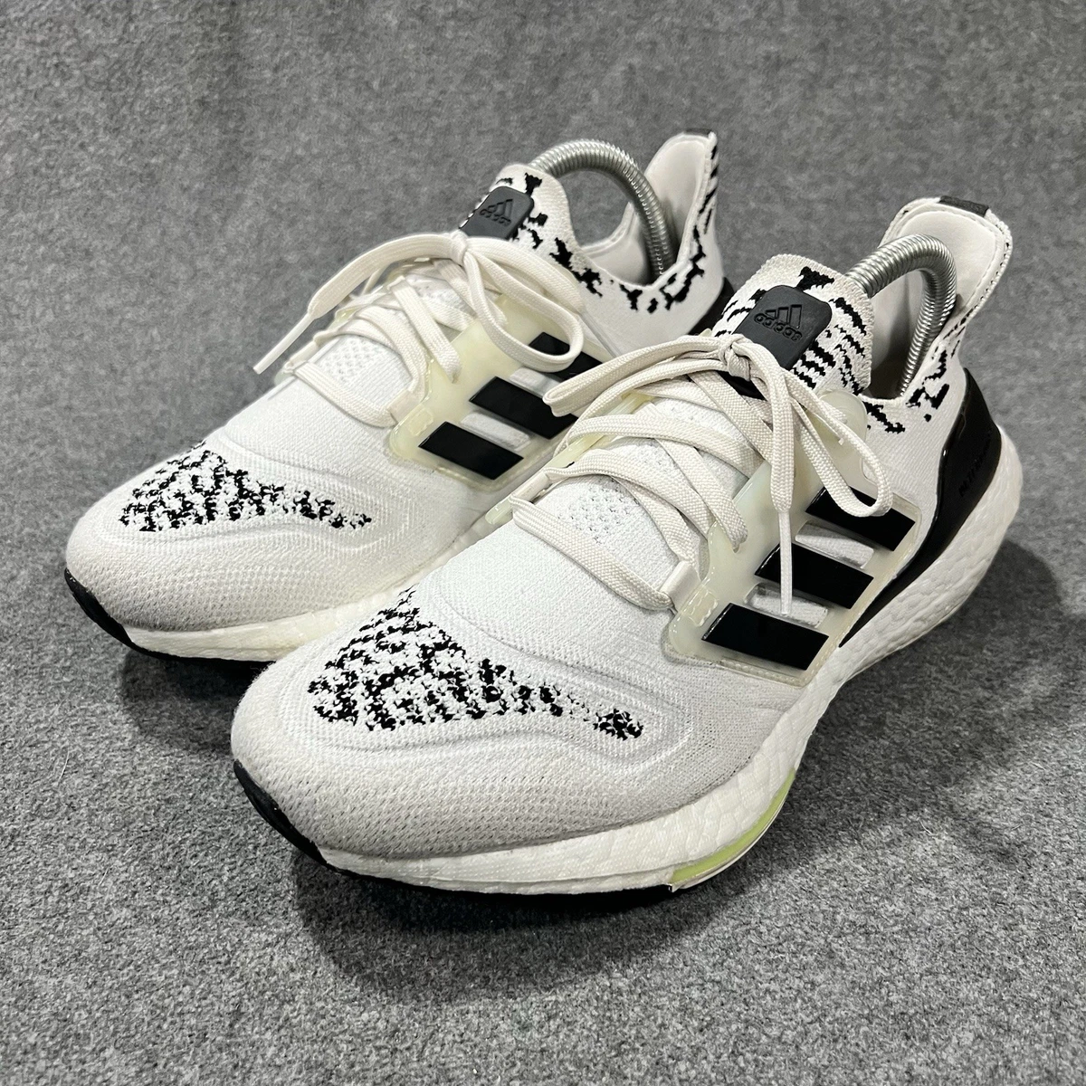 adidas UltraBoost 22 Non Dyed Zebra for Sale | Authenticity  display picture 2