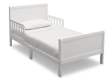 Delta Children Fancy Wood Toddler Bed - Greenguard Gold Certified, Bianca