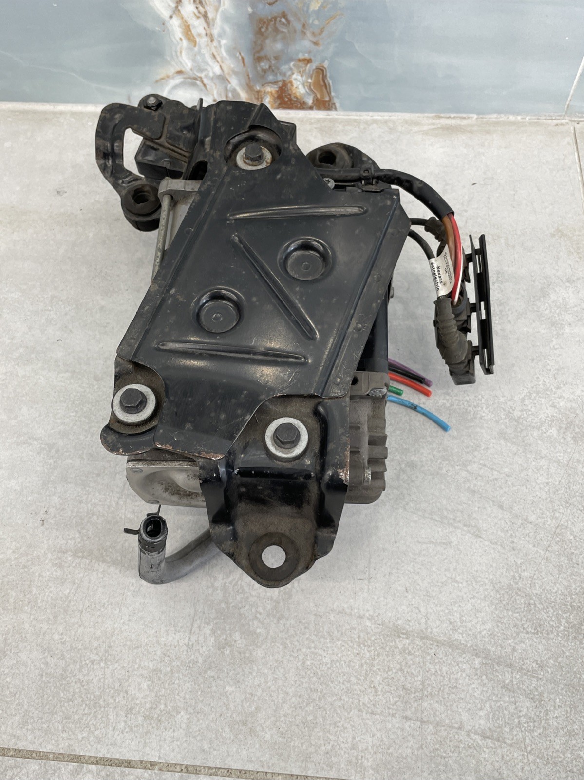 2009 Bentley Continental Flying Spur Air Ride Suspension Compressor 3D0616005M