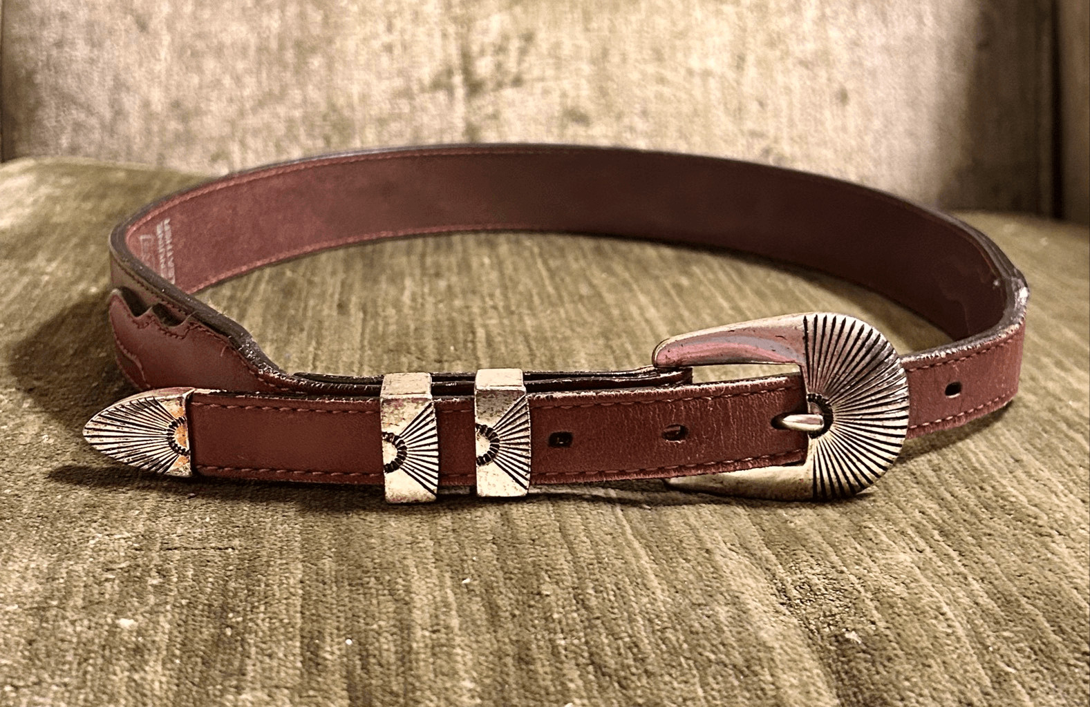 Levi’s Brown Leather Ranger Belt Southwestern Size 30 Used, Good, Made in Mexico