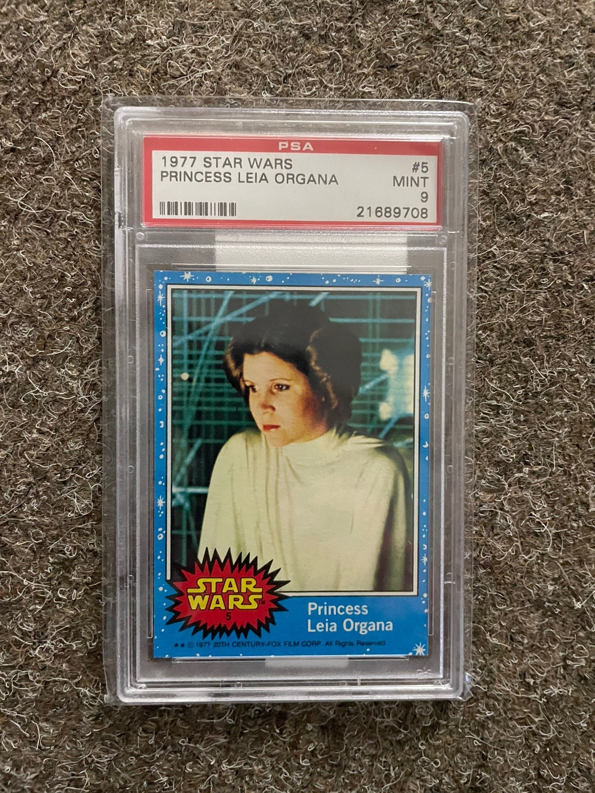 1977 Topps Star Wars Princess Leia Organa #5 PSA 9