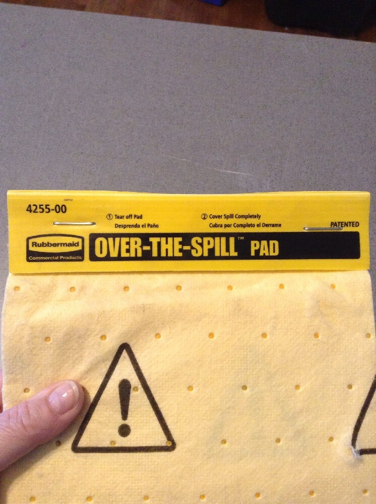 RUBBERMAID OVER THE SPILL PAD ABSORBENT PAD COMMERCIAL RUBBERMAID FG425500YEL eBay