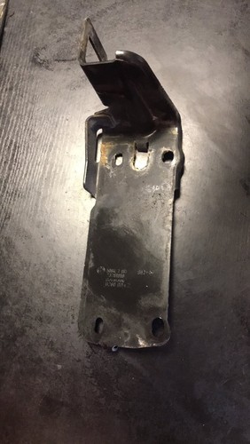 BMW 3 (E92 - E93) Kühlerträger Slam Panel Halterung rechts 7117812