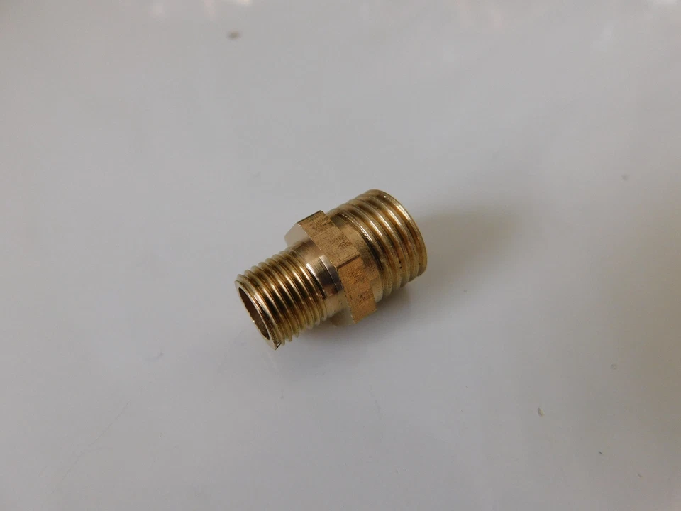 1/4" Male to 1/8" Male BSP Brass Reducer / Adapter