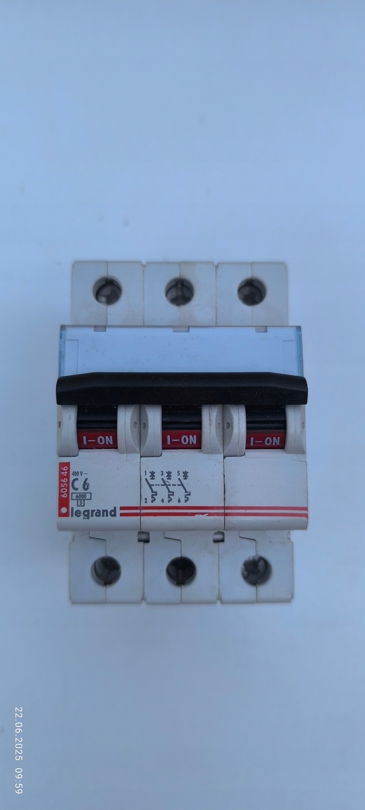 Legrand 605646 S303 C6 3P Overcurrent Switch