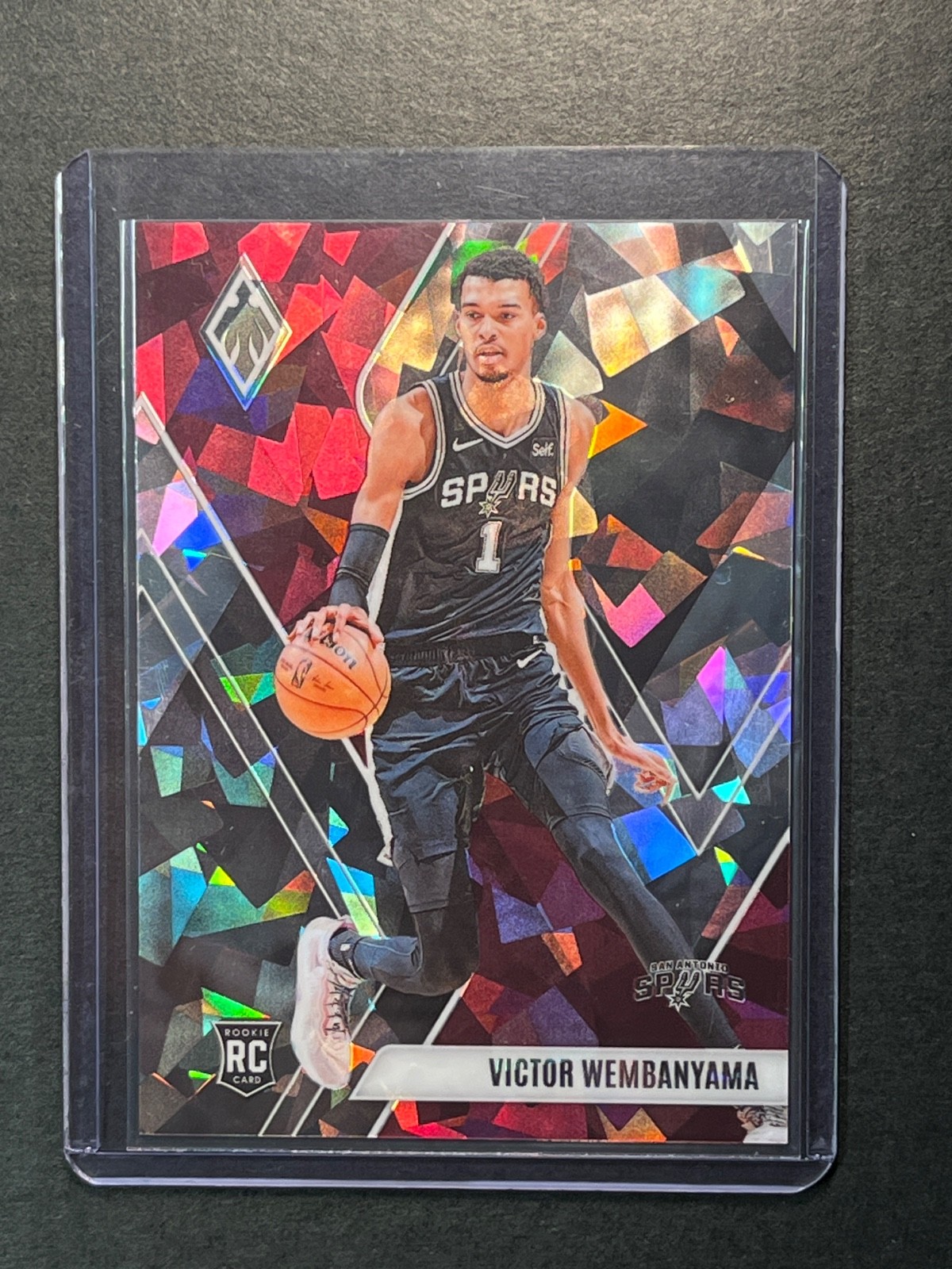 2023-24 Panini Phoenix - Rookies Victor Wembanyama #256 Maroon Ice Phoenix /275