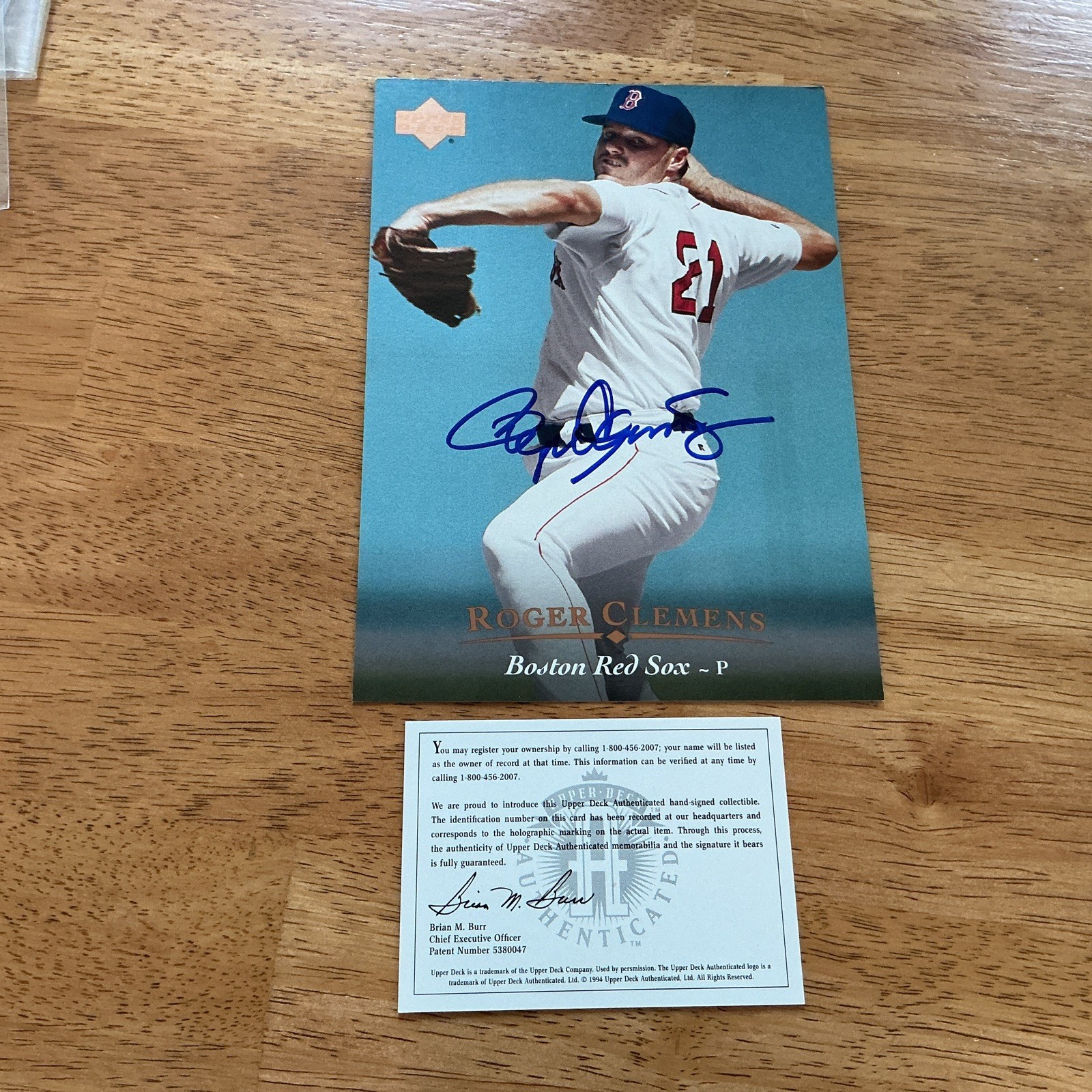 1995 Upper Deck #159 Roger Clemens 5x7 Jumbo Card Autograph UDA COA