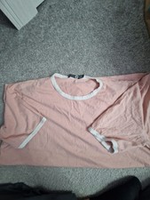 Boohoo Maternity Top Size 12 Pink and White Short Sleeve