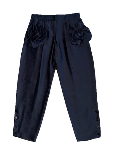 Emporio Armani, EMPORIO ARMANI TROUSERS BLACK SILK PLEAT FRONT SLIGHT TAPPERED LOOSE LEG SIZE 40