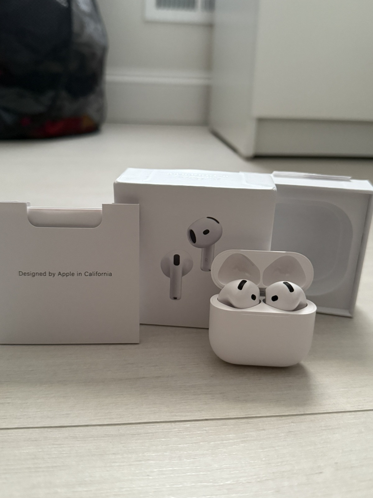 Airpods 4th generation Dm Offer( Check Description)-image