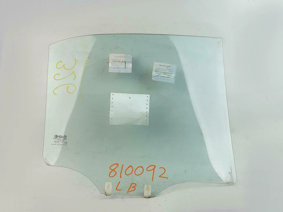 2000 - 2005 Hyundai Accent Window Glass Door Moveable Left Lh Driver Rear Oem Foto 2 de 4