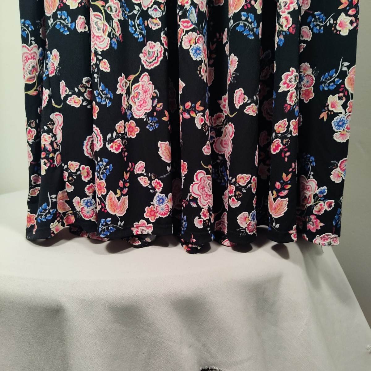 Tiffany & Grey Dress for Women Regular Large Black Floral Crew Neck Fit &  Flare | eBay