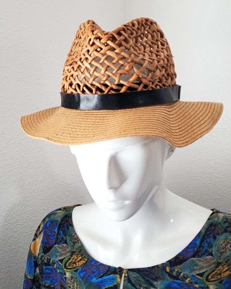  Vintage. Venus Women’s natural Straw  Bucket Sun Hat  Beige  One Size