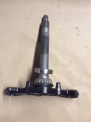 aーa SUZUKI GS550 GS650 STEERING STEM LOWER TREE OEM NOS 51400-34852
