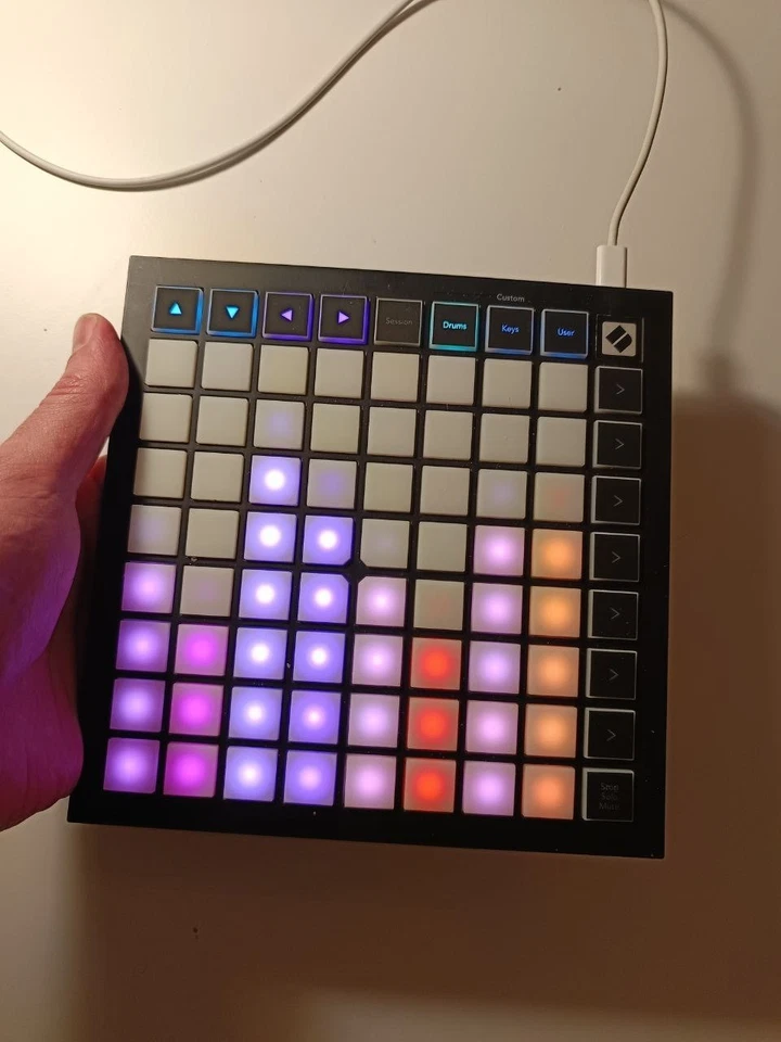 Novation Launchpad Mini MKIII Midi Pad Controller