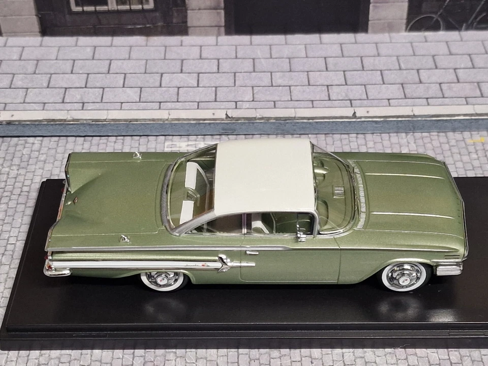 NEO SCALE MODELS 1/43 - CHEVROLET IMPALA SPORT COUPE 1960 - Immagine 4 di 4