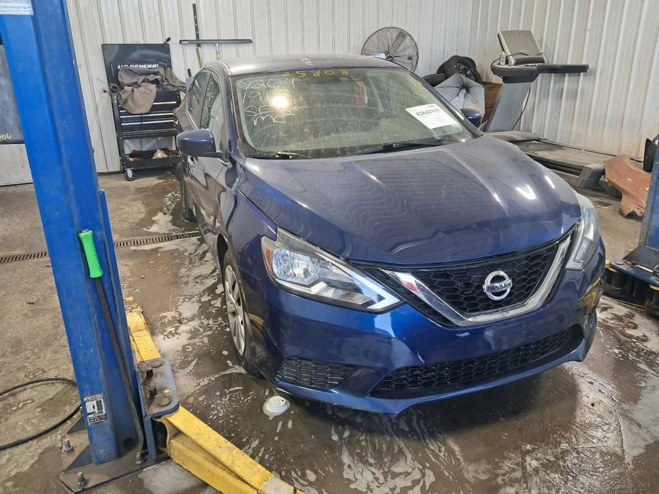 2016 Nissan Sentra Driver Seat Belt & Retractor - Used, No Buckle - 78K Miles Foto 4 de 4