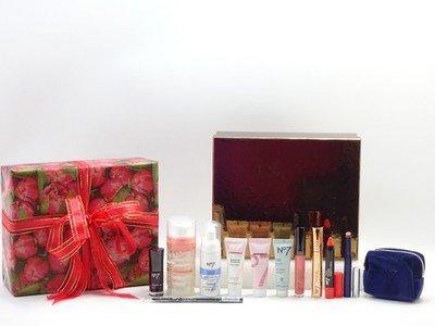 No7 Make Up & Skincare Geschenkset für Frauen, Premium Beauty Collection