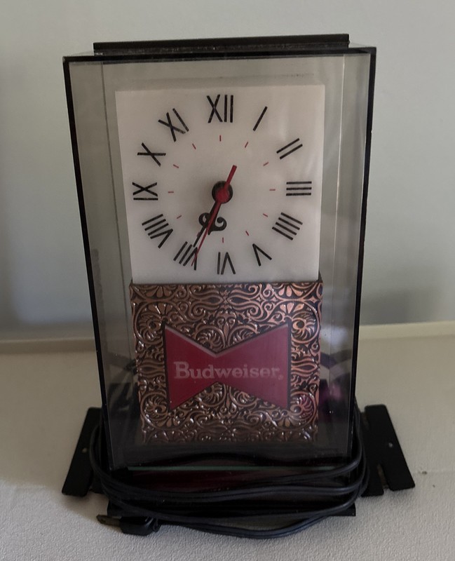 VINTAGE Budweiser Beer Table Top Cash Register Lighted Clock B118 Working