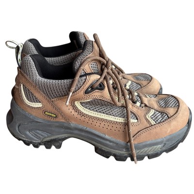 Vasque Womens Goretex Hiking Shoes or Low Rise Boots with Vibram Soles size 8