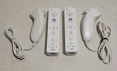 Lot of 2 Genuine Nintendo Wii Remote Controllers RVL-003 and Nunchuks RVL-004