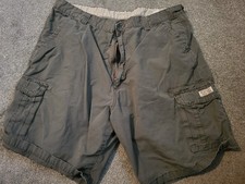 Men's Wrangler Cargo Leg Pocket Green Cotton Shorts Size 40