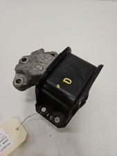 Support moteur Peugeot 3008