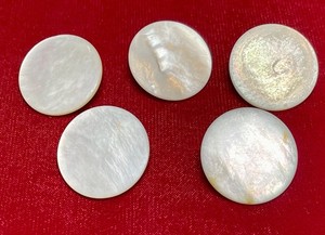 5 Vintage Mother of Pearl MOP Buttons