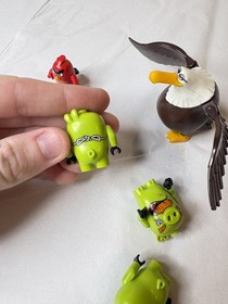 LEGO Mighty Eagle Minifigure Lot Of 5 - 75826 Angry Birds Used King Pig's Castle