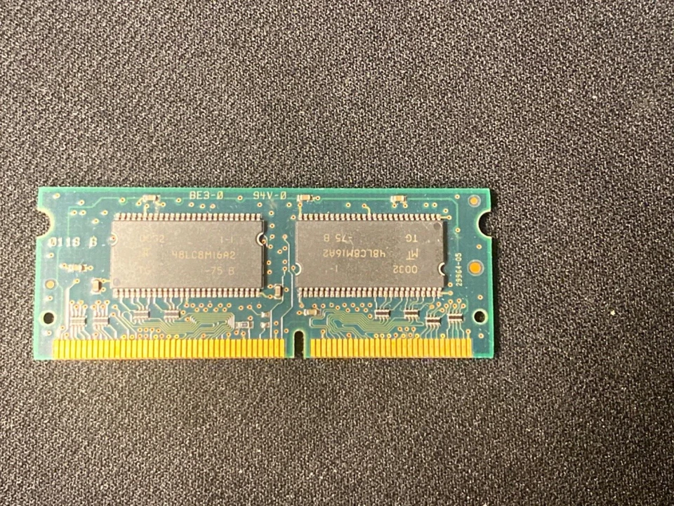 Micron 64MB Synch PC100-222-620 MT4LSDT864HG-10EB1 Laptop Memory - Image 4 of 4