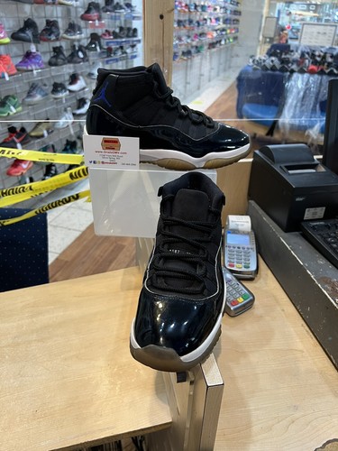 jordan retro 11 size 9.5