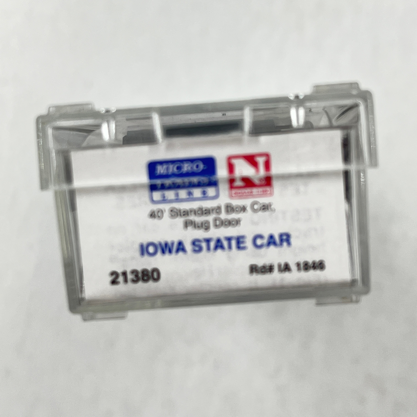 Micro Trains N Scale State Car Iowa IA 1846 40 foot Plug Door Box Car #21380