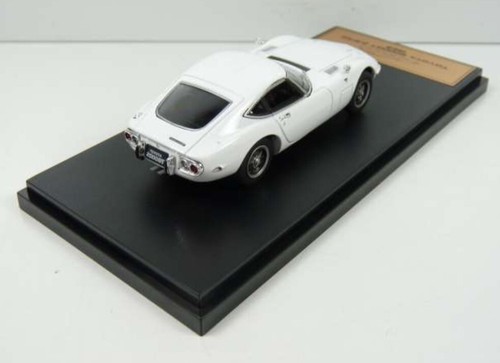 Toyota 2000 GT 1969 White (MF10) IN CASE 1:43 Scale Model Premium X Ixo - Picture 2 of 3