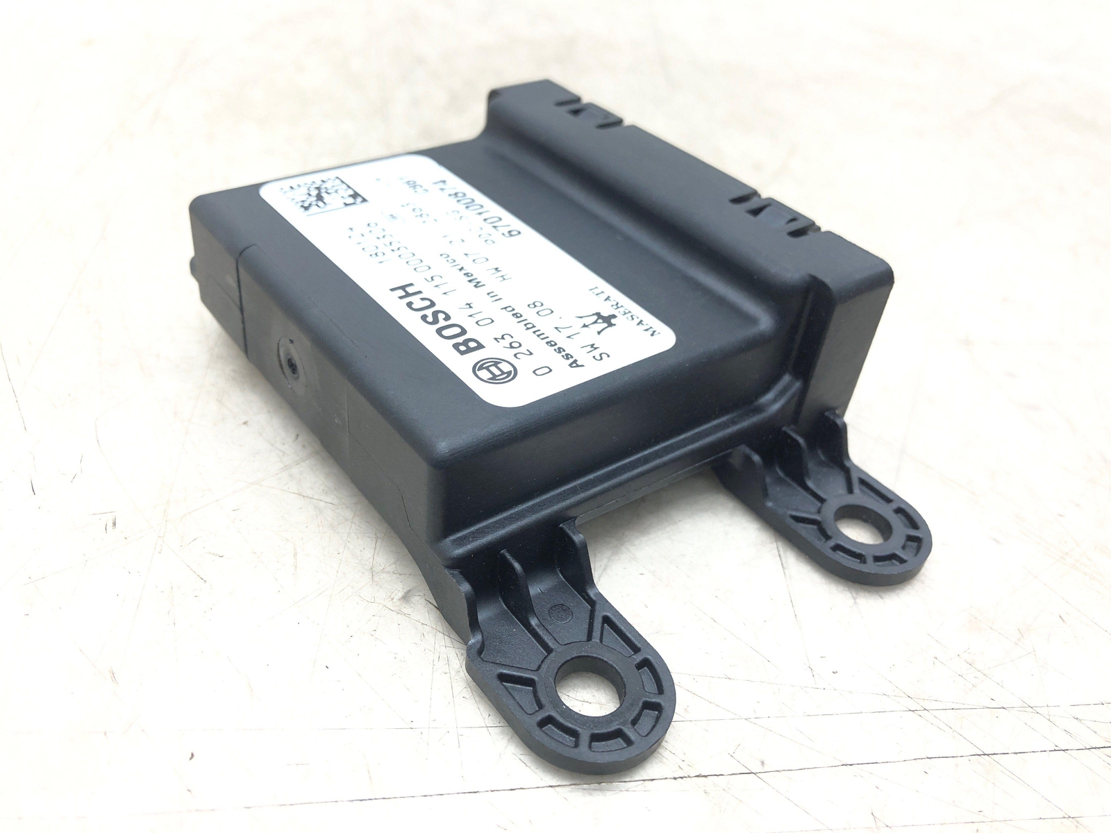2017-2022 MASERATI LEVANTE PARK ASSIST CONTROL MODULE 670100874 OEM