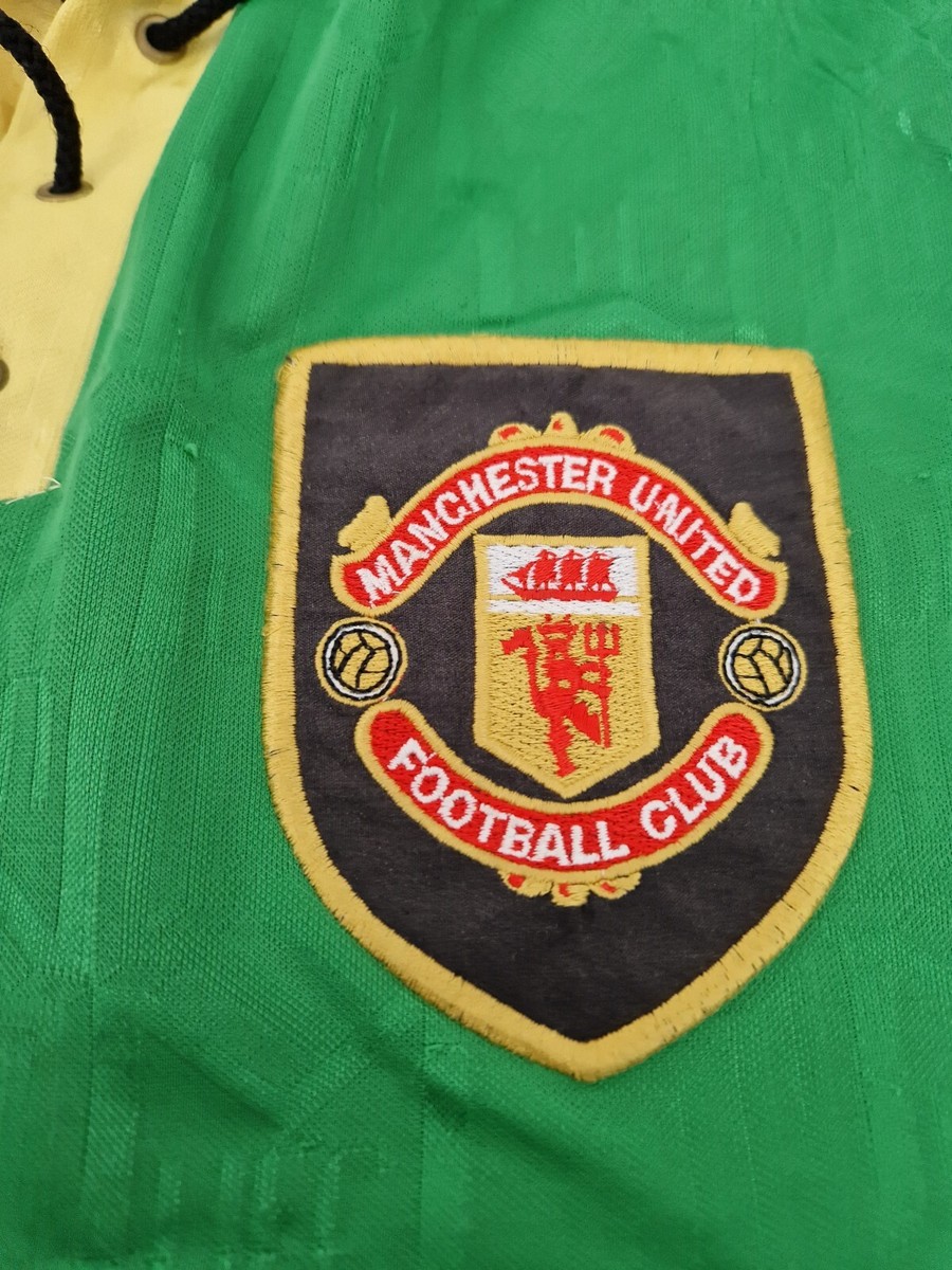 VINTAGE MANCHESTER UNITED 1992-94 S SMALL MENS 3RD SHIRT UMBRO