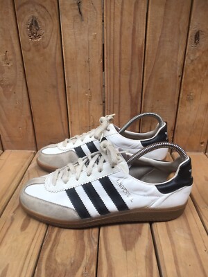 VTG Adidas Universal White /black SNEAKERS Made IN VTG Adidas Universal White /black SNEAKERS Made IN
