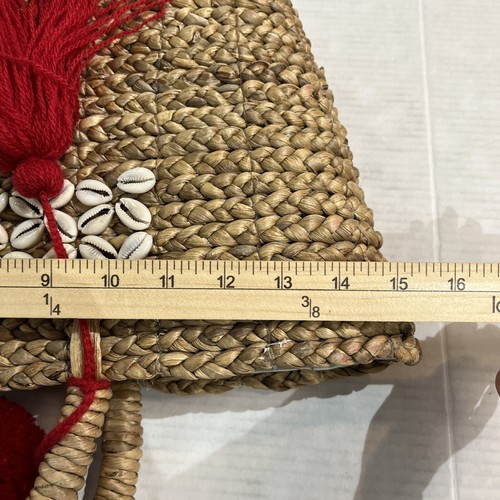 Haute Hippie Straw Seashell Basket Bag Red Tassel Floral Flamingo Interior Beach - Picture 10 of 12