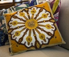 Cuscino D'Arredamento Baci Milano living "Horses"50 x 50cm colore Arancio- 30%