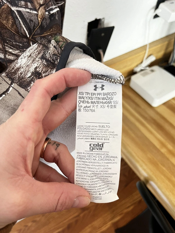 camo under armour women’s Sweatshirt - Image 2 of 2