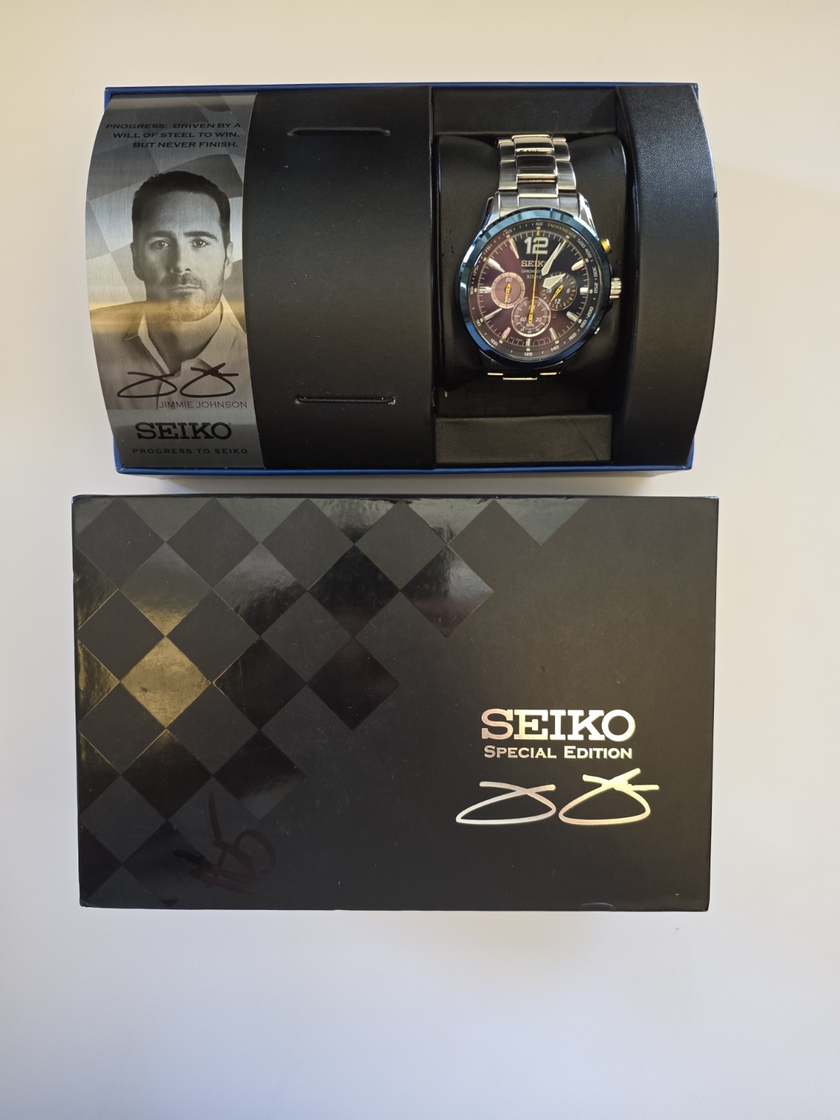 Наручные часы Seiko Chronograph Solar 44mm