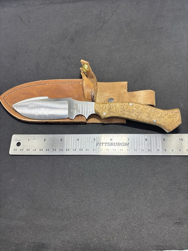 Custom skinning skinner knife 10” w/sheath wood handle new never used