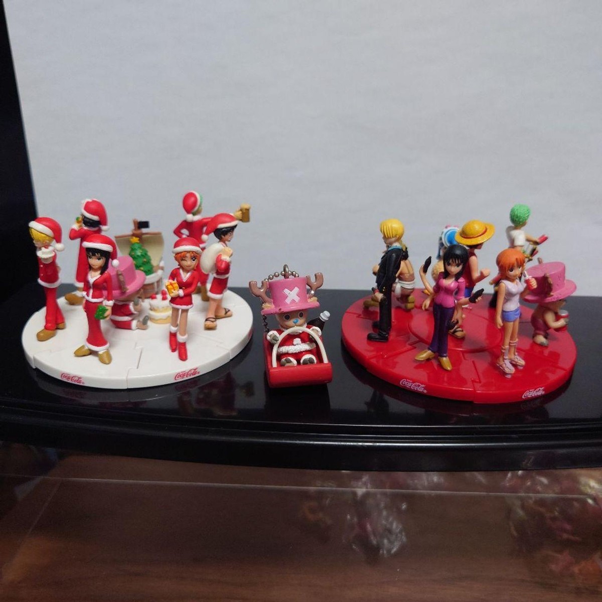 【未開封】ワンピース コカ・コーラ コラボ フィギュア　 クリスマス Coca-Cola One Piece Christmas Figures Complete Set 17 Figures w